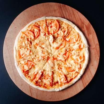 Пицца Маргарита- Сыр моцарелла, помидоры